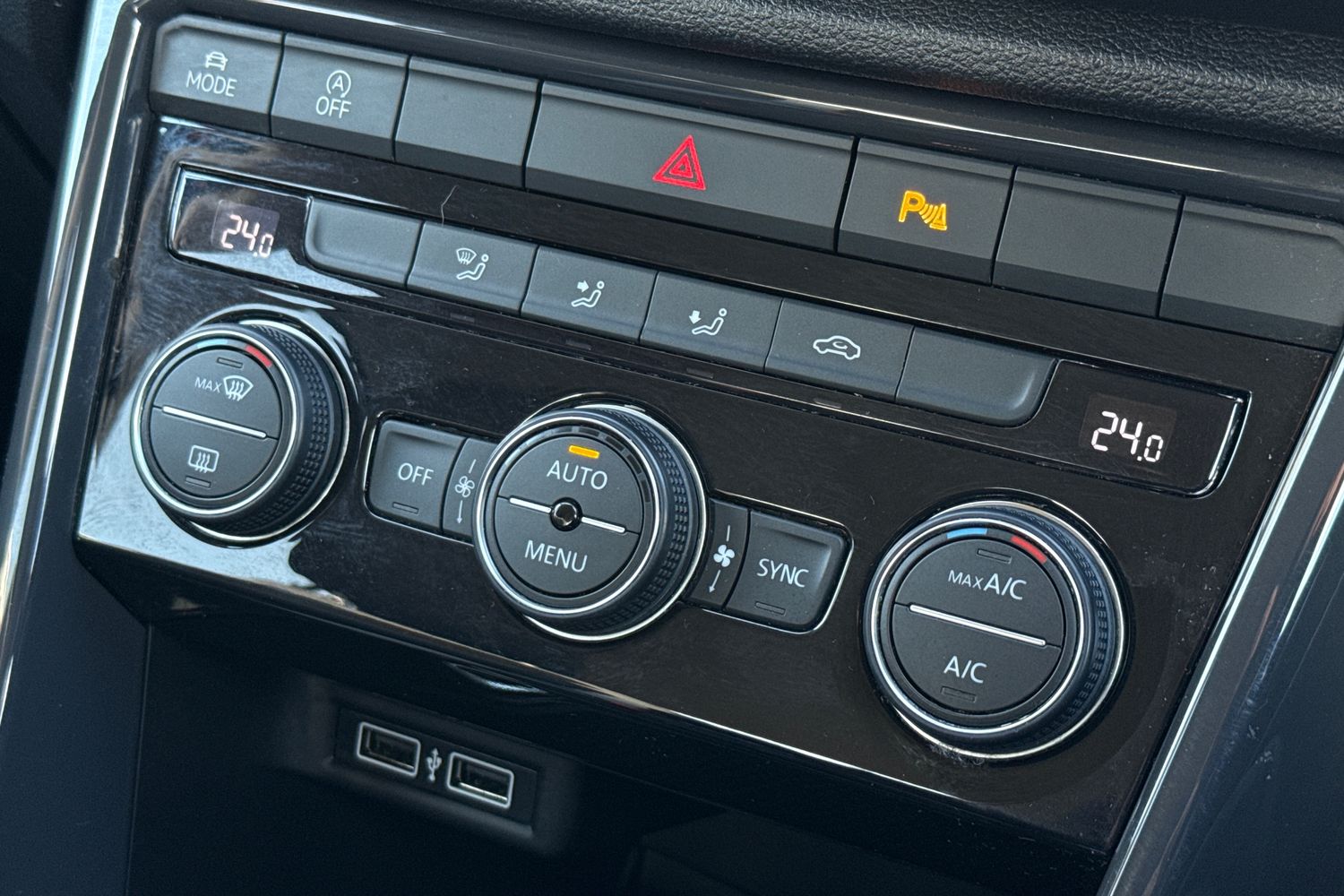 Used Volkswagen T-Roc 2018 for sale - 78107408: Photo 22