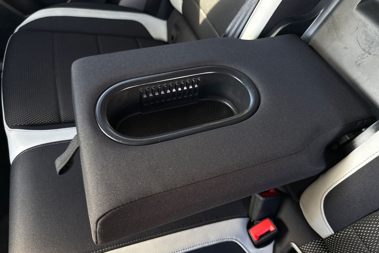 Used Volkswagen T-Roc 2018 for sale - 78107408: Photo 34