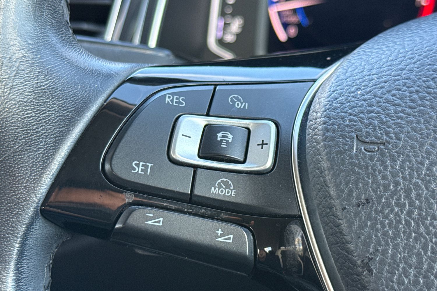 Used Volkswagen T-Roc 2018 for sale - 78107408: Photo 37