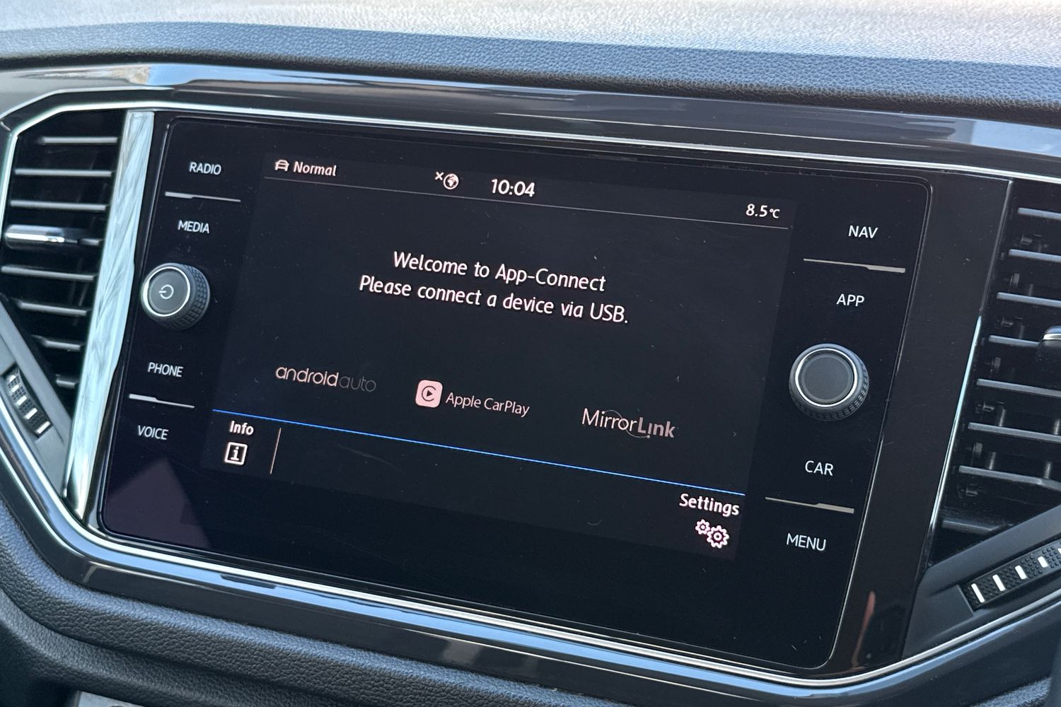 Used Volkswagen T-Roc 2018 for sale - 78107408: Photo 46