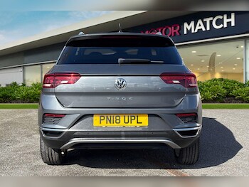 Used Volkswagen T-Roc 2018 for sale - 78107408: Photo