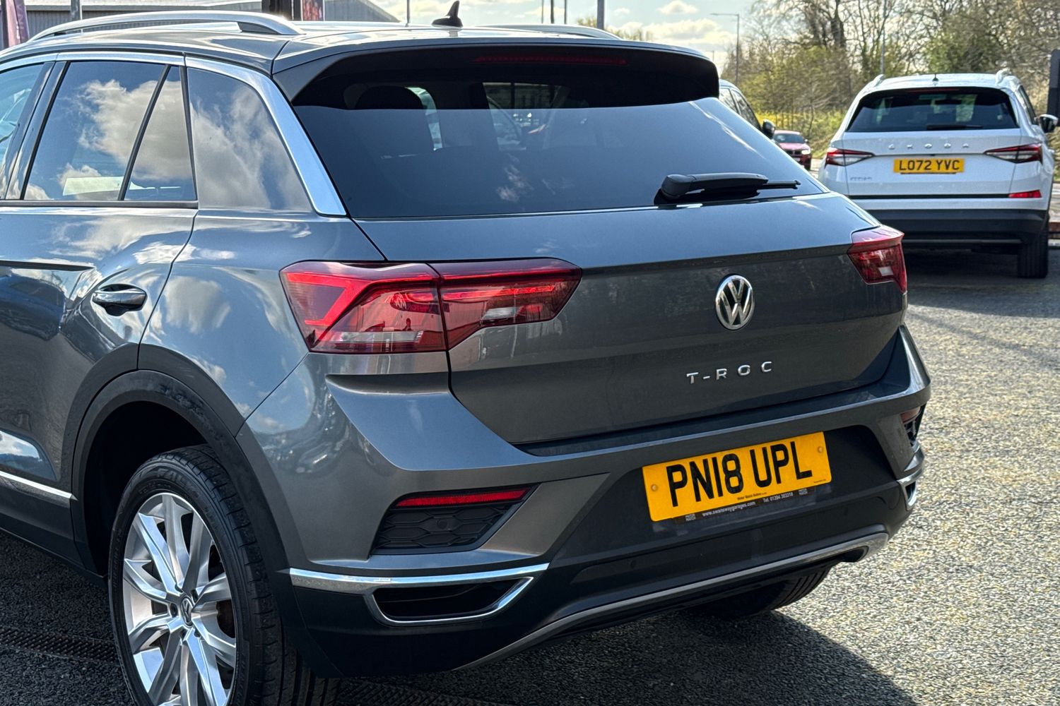 Used Volkswagen T-Roc 2018 for sale - 78107408: Photo 8