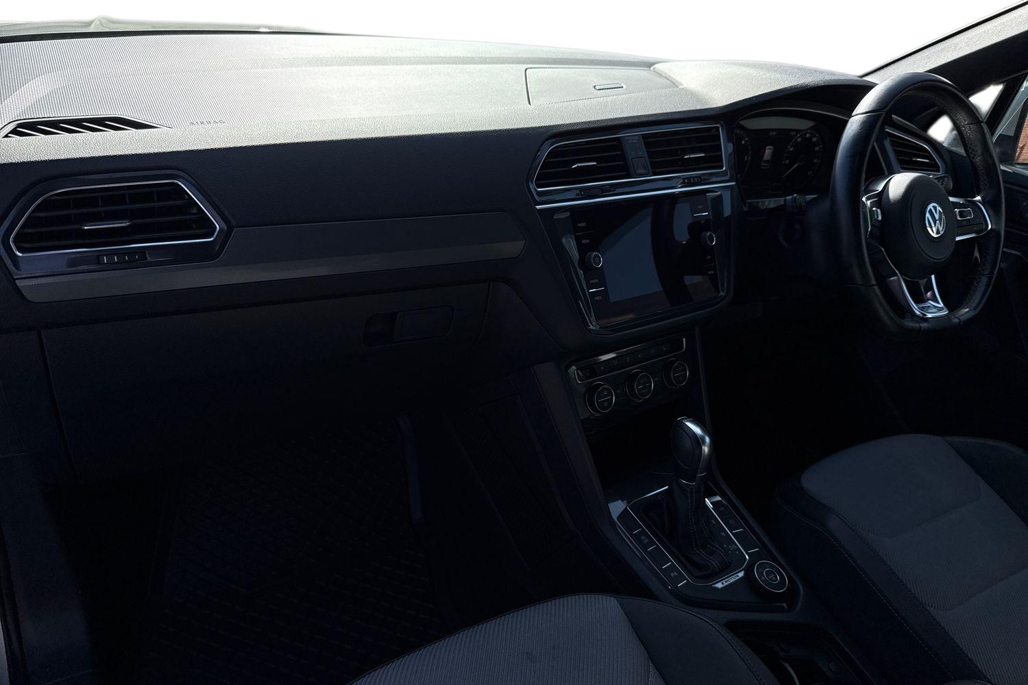 Used Volkswagen Tiguan 2018 for sale - 77943712: Photo 15