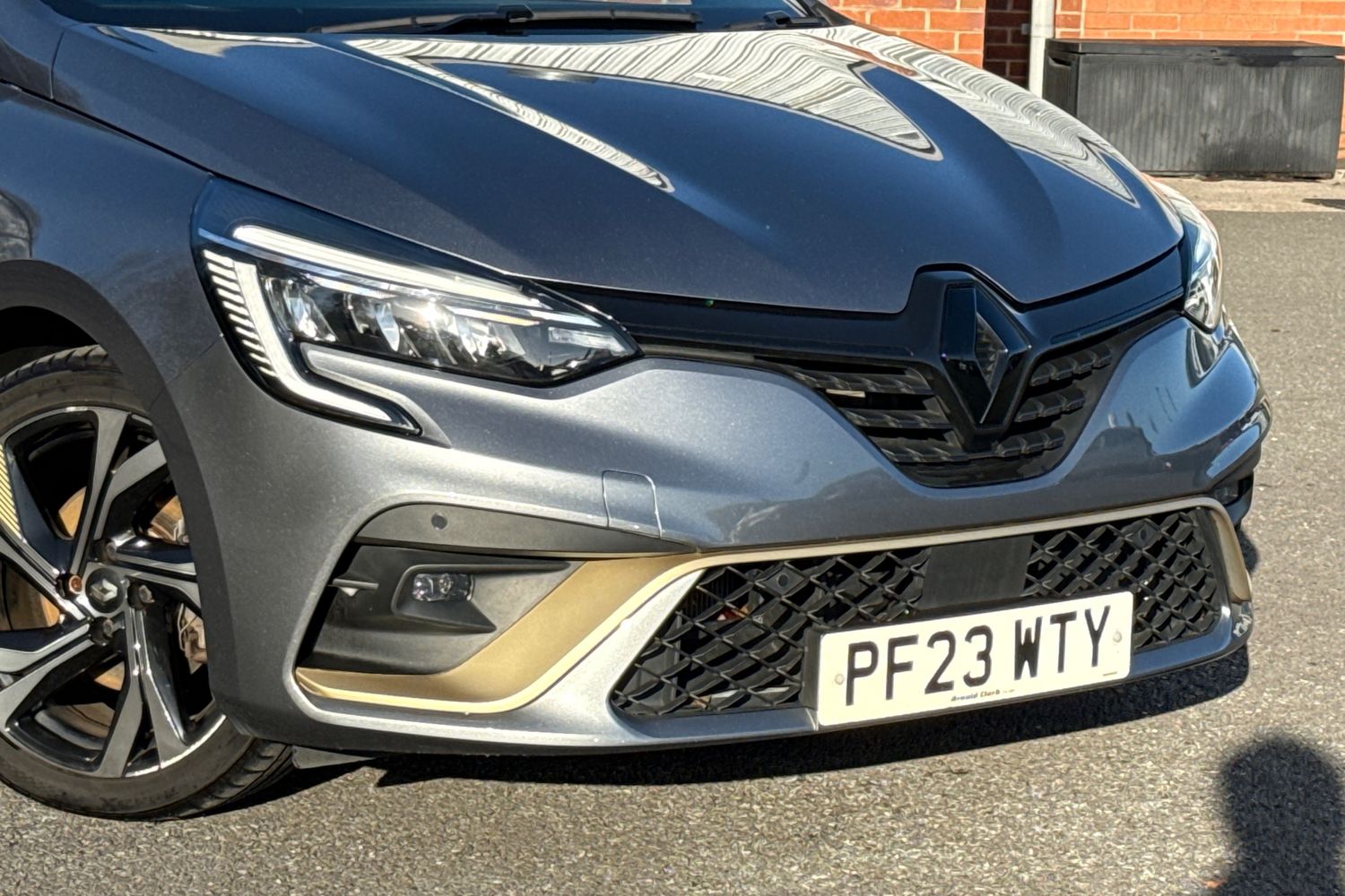 Used Renault Clio 2023 for sale - 76604117: Photo 16