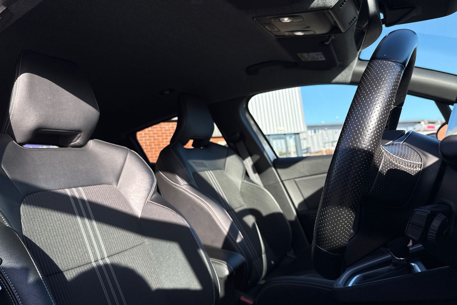 Used Renault Clio 2023 for sale - 76604117: Photo 20