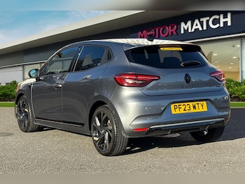Used Renault Clio 2023 for sale - 76604117: Photo