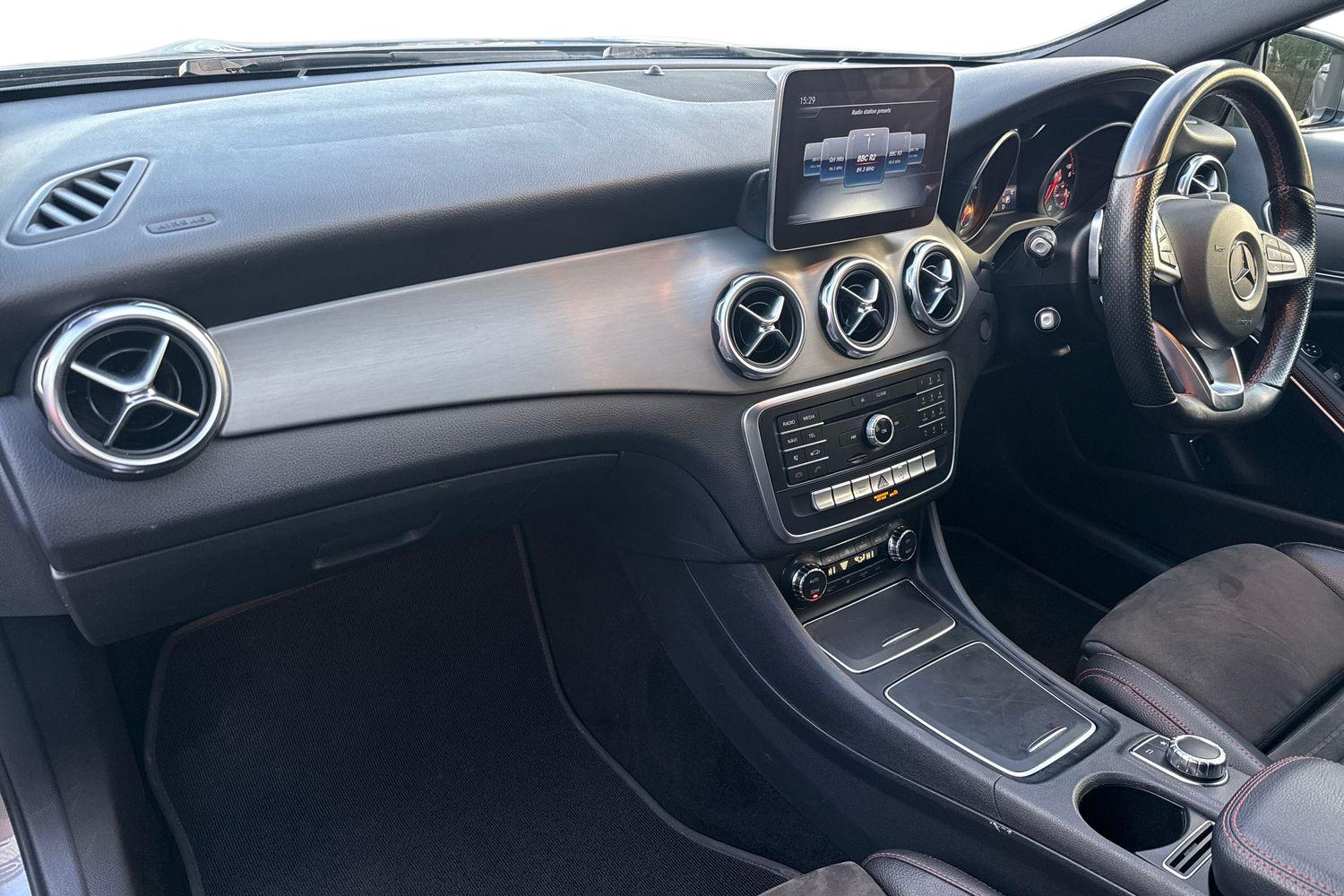 Used Mercedes-Benz GLA 2018 for sale - 77194807: Photo 15