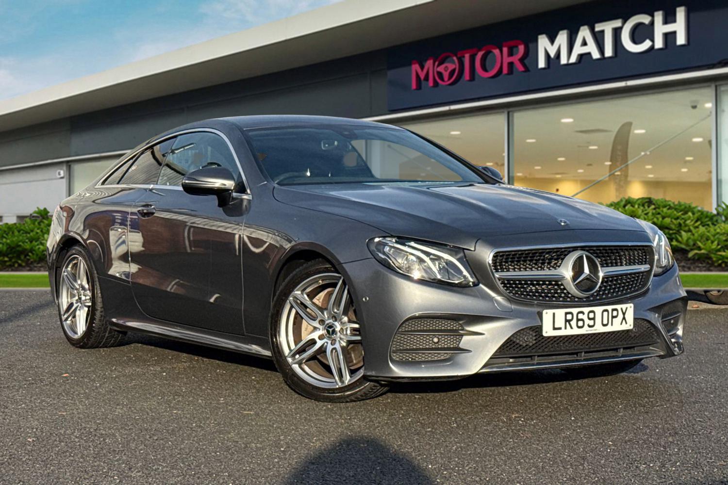 Used Mercedes-Benz E Class 2019 for sale - 76929170: Photo 1
