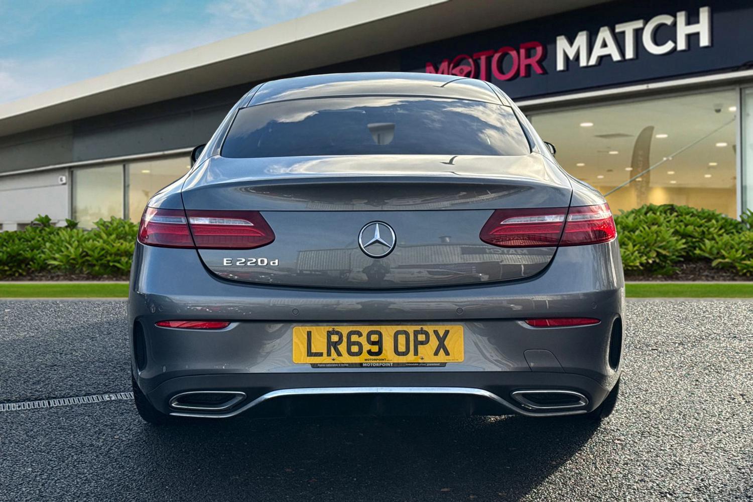 Used Mercedes-Benz E Class 2019 for sale - 76929170: Photo 4