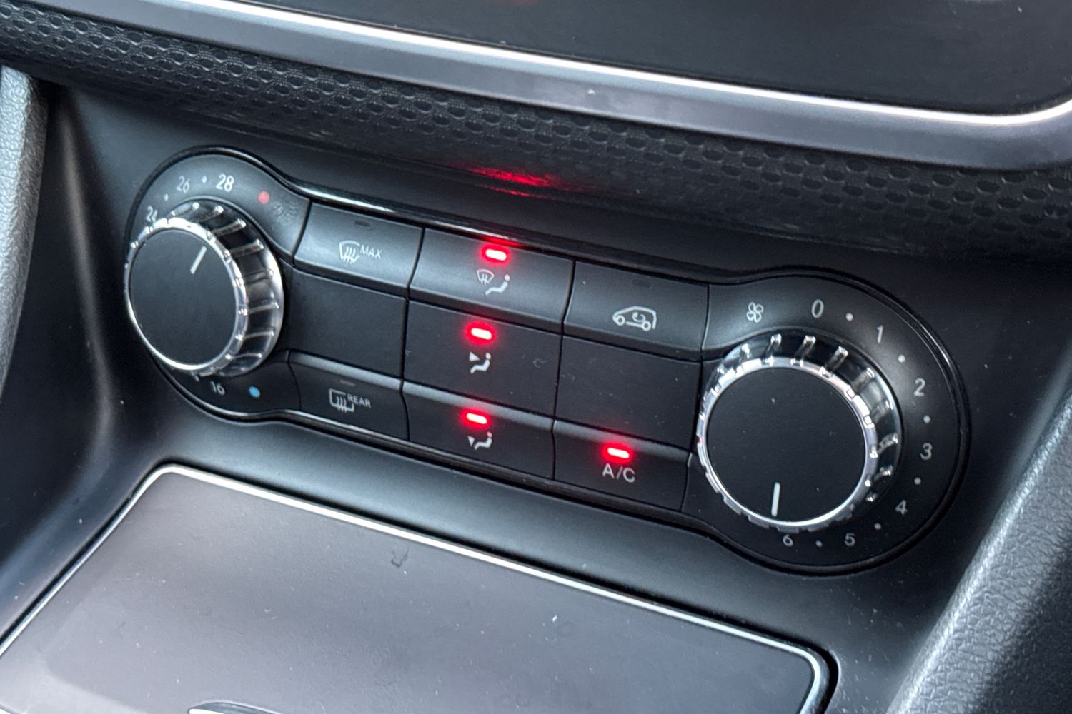 Used Mercedes-Benz A-Class 2017 for sale - 77194806: Photo 21