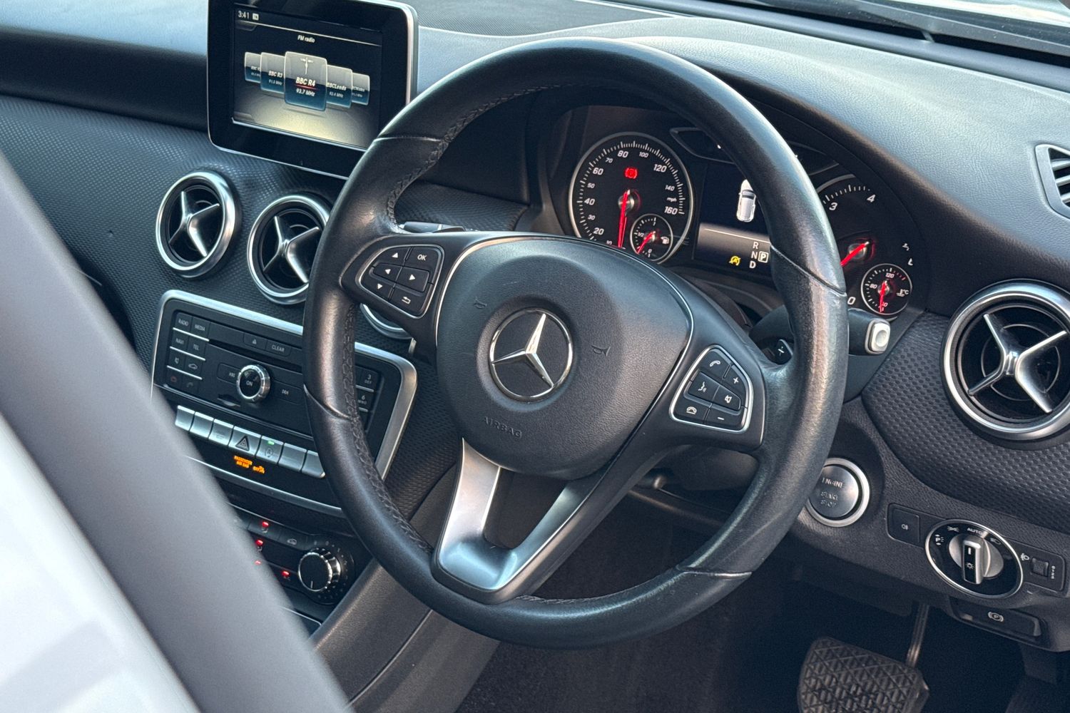 Used Mercedes-Benz A-Class 2017 for sale - 77194806: Photo 28