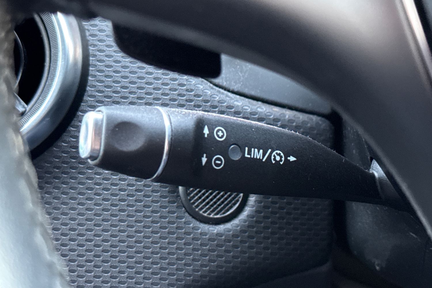 Used Mercedes-Benz A-Class 2017 for sale - 77194806: Photo 37