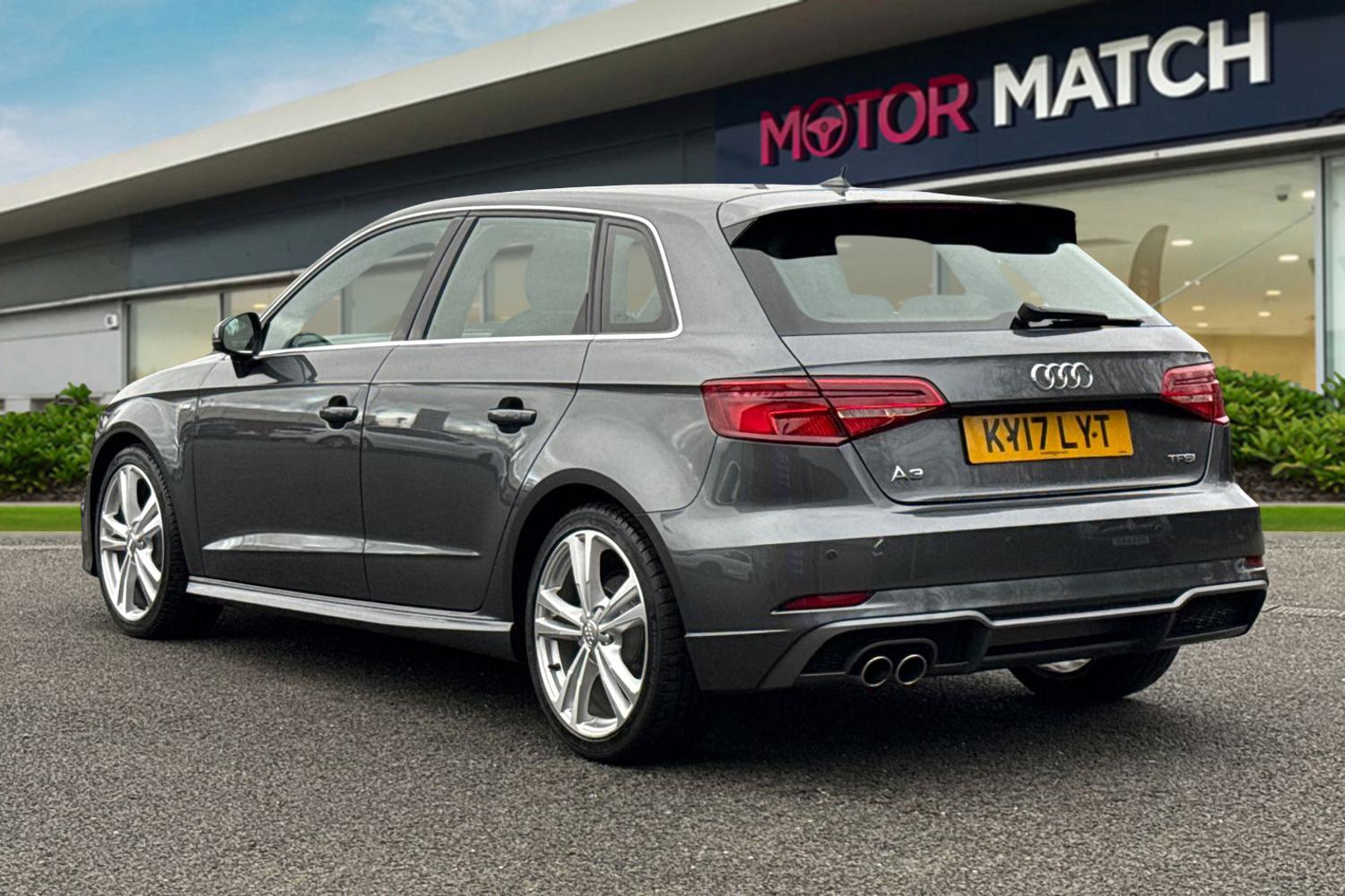 Used Audi A3 2017 for sale - 77458934: Photo 2