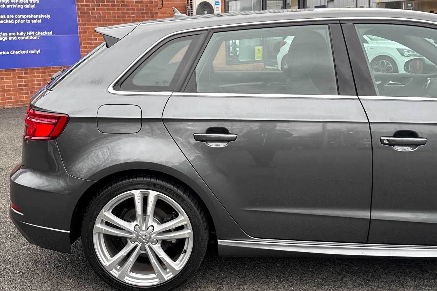 Used Audi A3 2017 for sale - 77458934: Photo 29