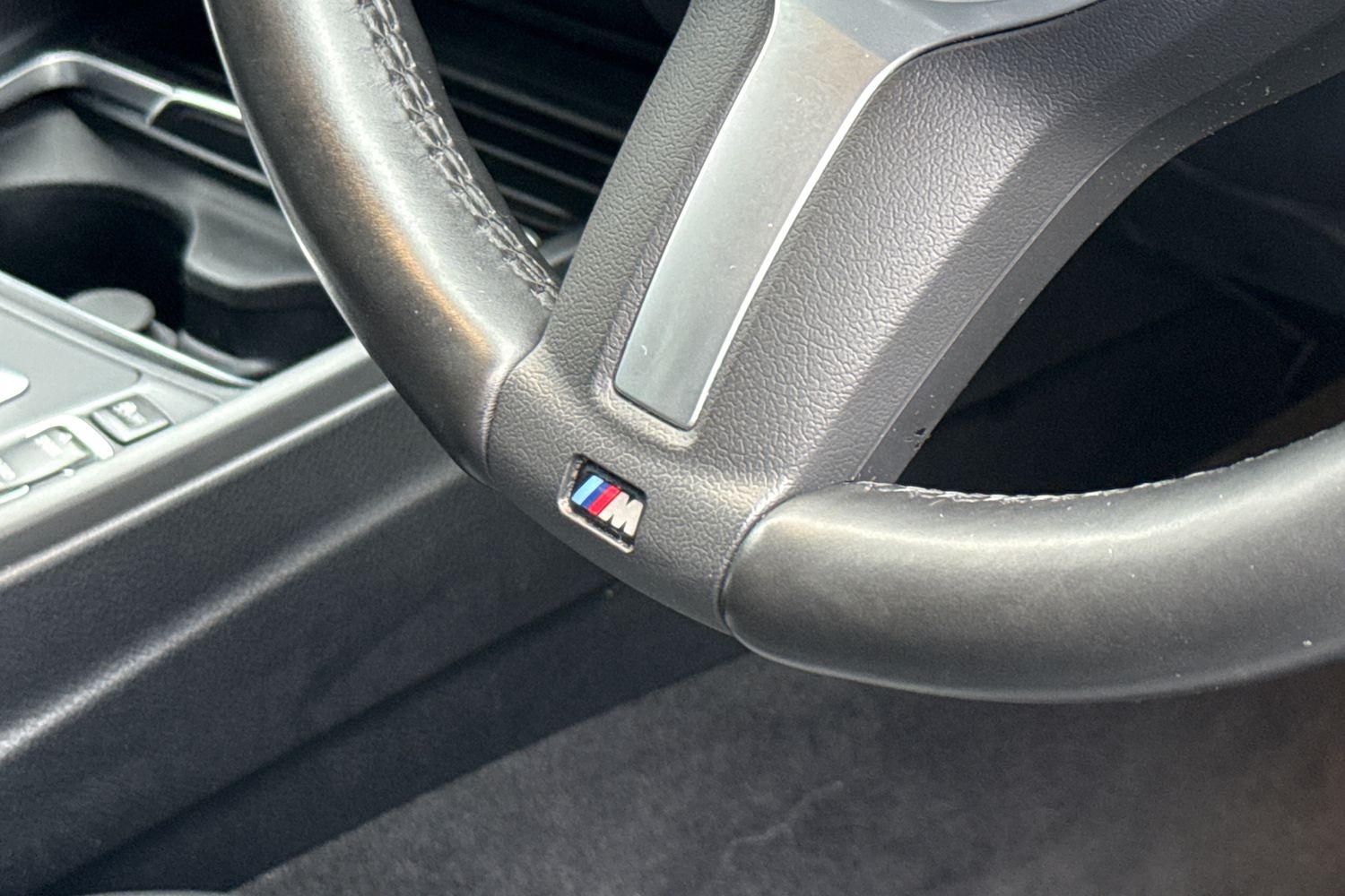 Used BMW 3 Series 2019 for sale - 77787602: Photo 32