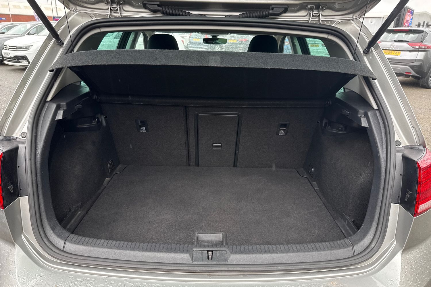 Used Volkswagen Golf 2020 for sale - 78189719: Photo 7