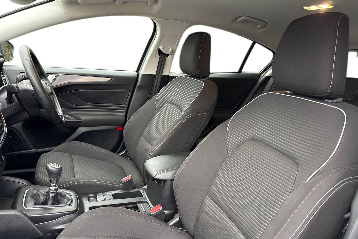 Used Ford Focus 2023 for sale - 76558046: Photo 11