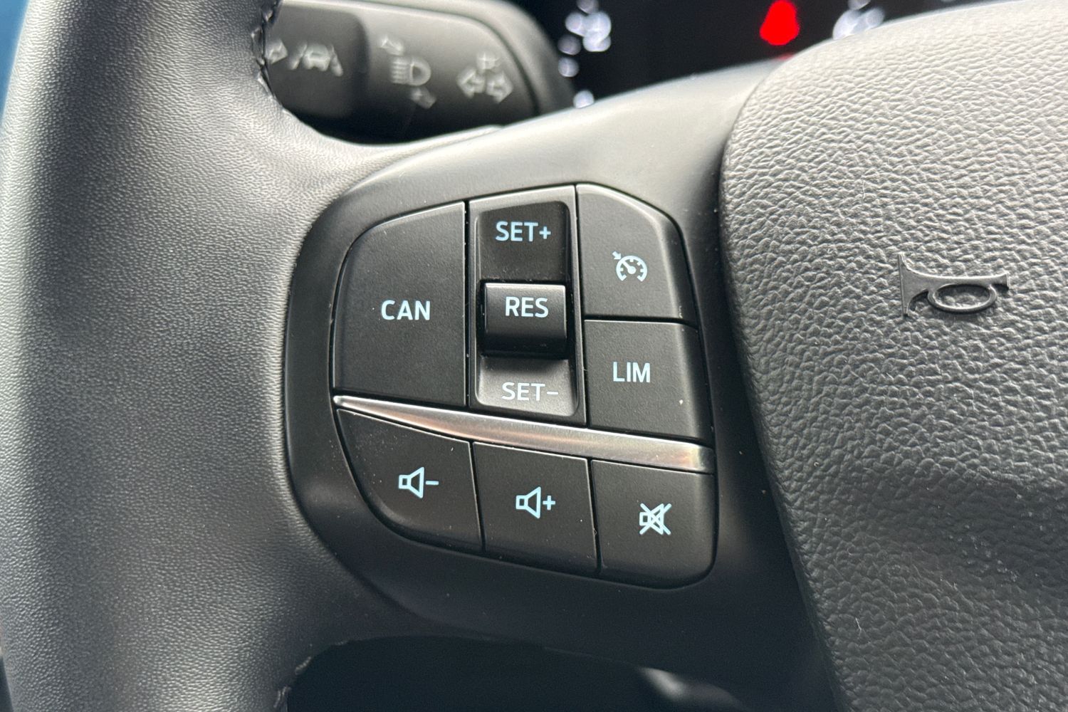 Used Ford Focus 2023 for sale - 76558046: Photo 34