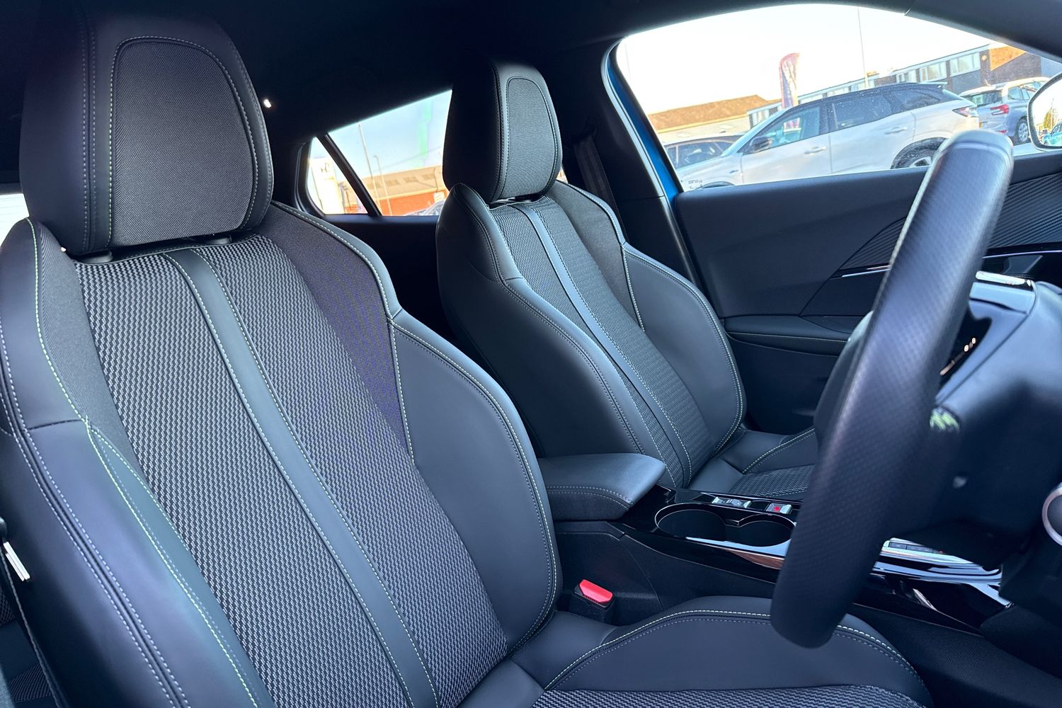 Used Peugeot 2008 2024 for sale - 77112662: Photo 23