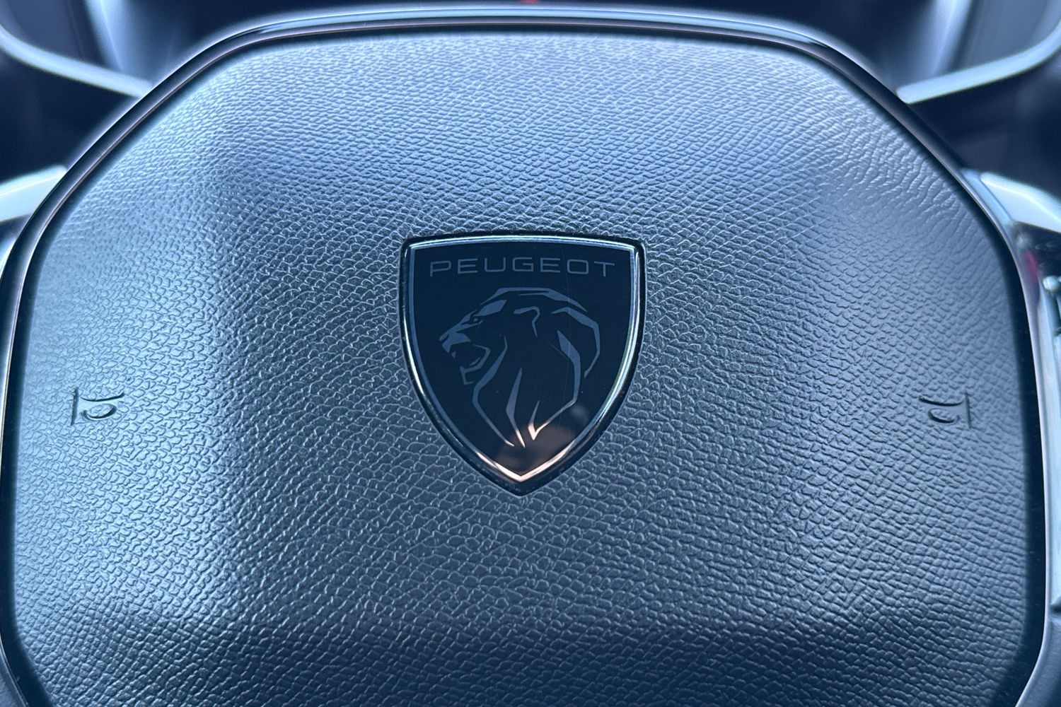 Used Peugeot 2008 2024 for sale - 77112662: Photo 38