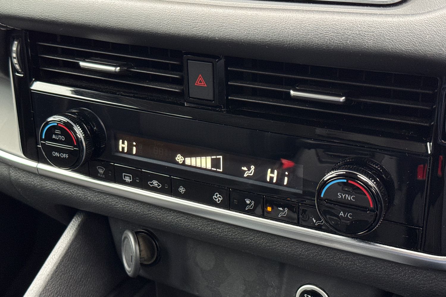 Used Nissan Qashqai 2023 for sale - 77812523: Photo 22