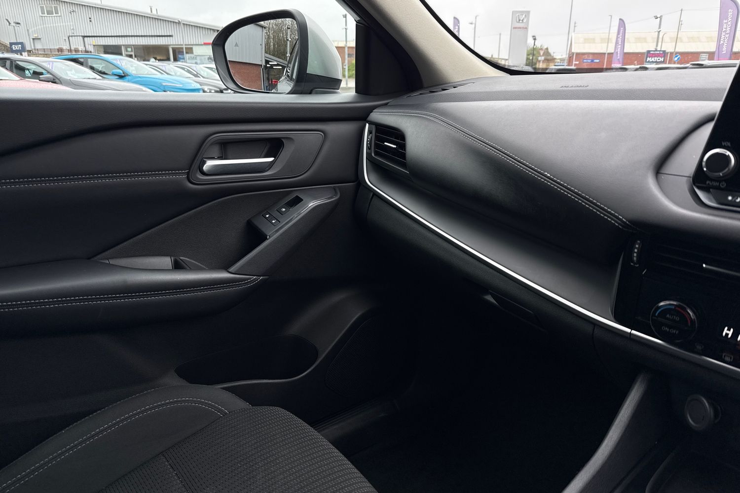 Used Nissan Qashqai 2023 for sale - 77812523: Photo 40