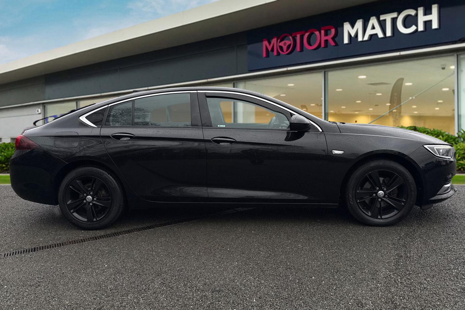 Used Vauxhall Insignia 2018 for sale - 77680124: Photo 3