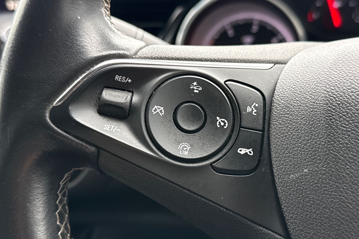 Used Vauxhall Insignia 2018 for sale - 77680124: Photo 39