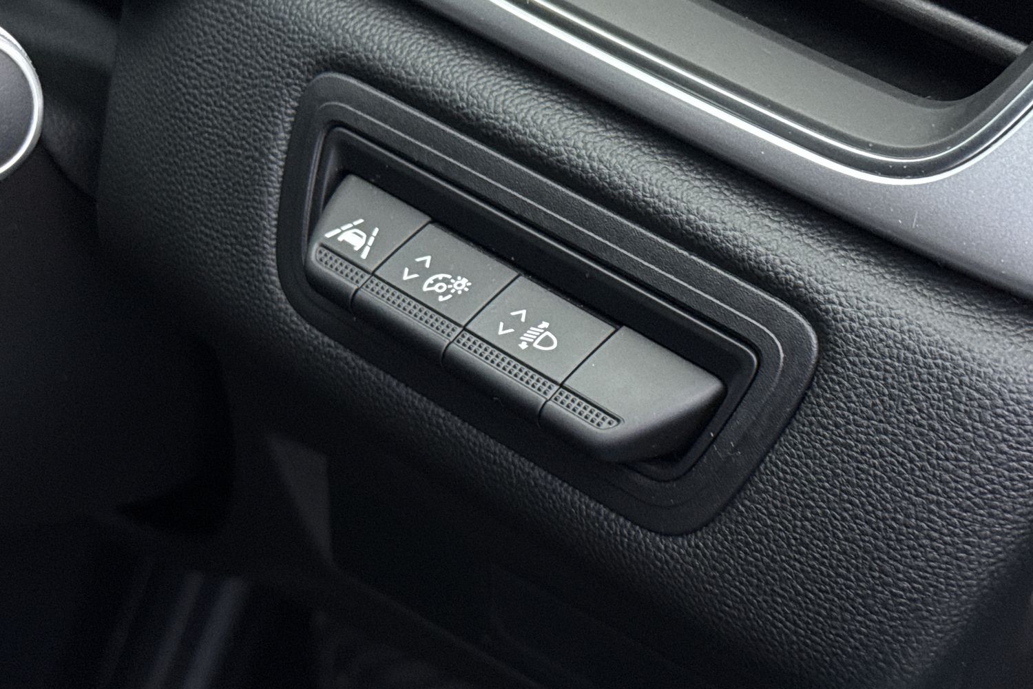 Used Renault Captur 2021 for sale - 77048460: Photo 32