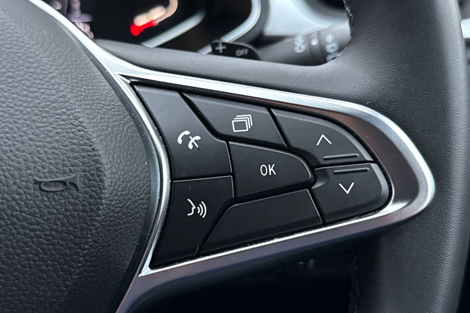 Used Renault Captur 2021 for sale - 77048460: Photo 41