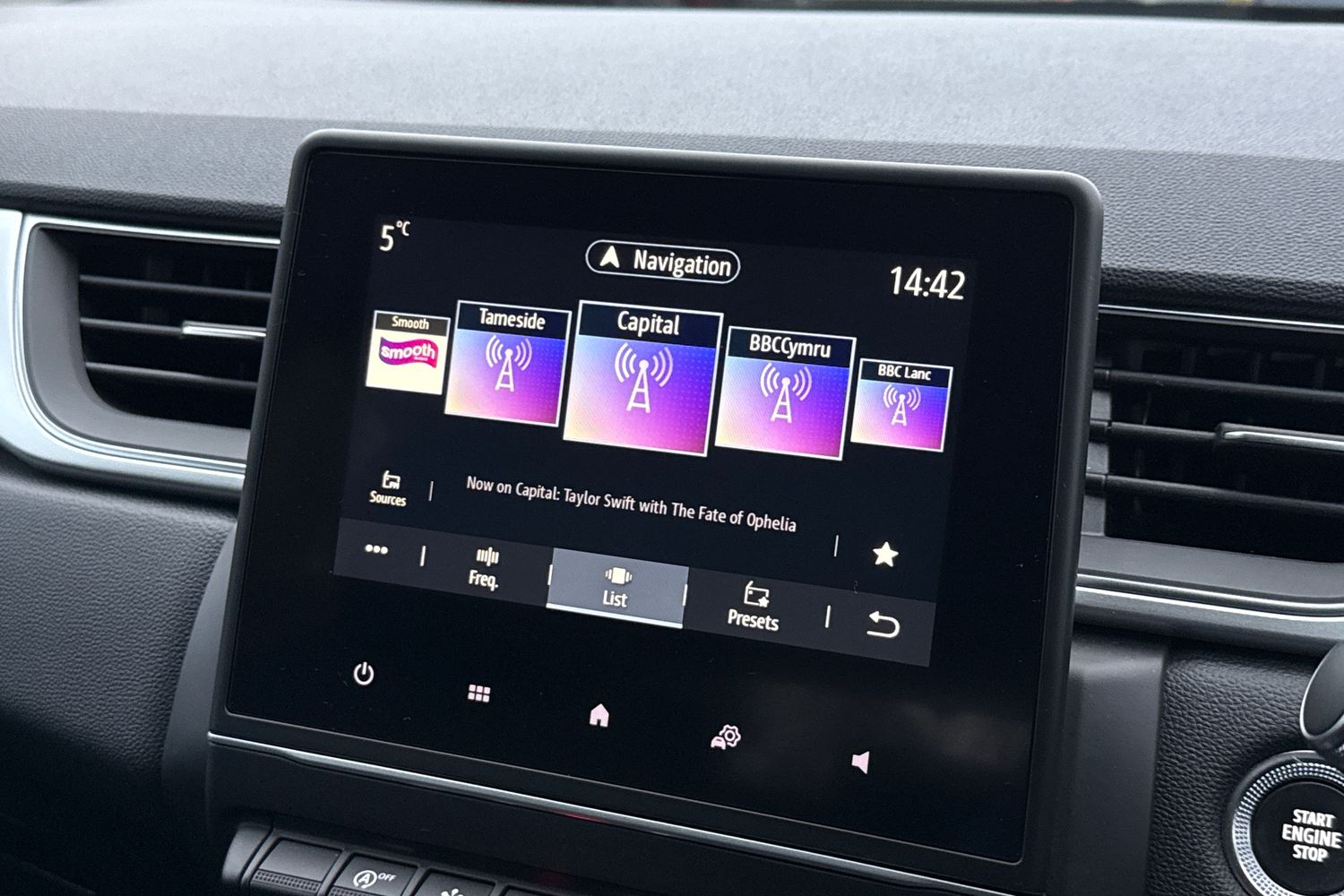 Used Renault Captur 2021 for sale - 77048460: Photo 51