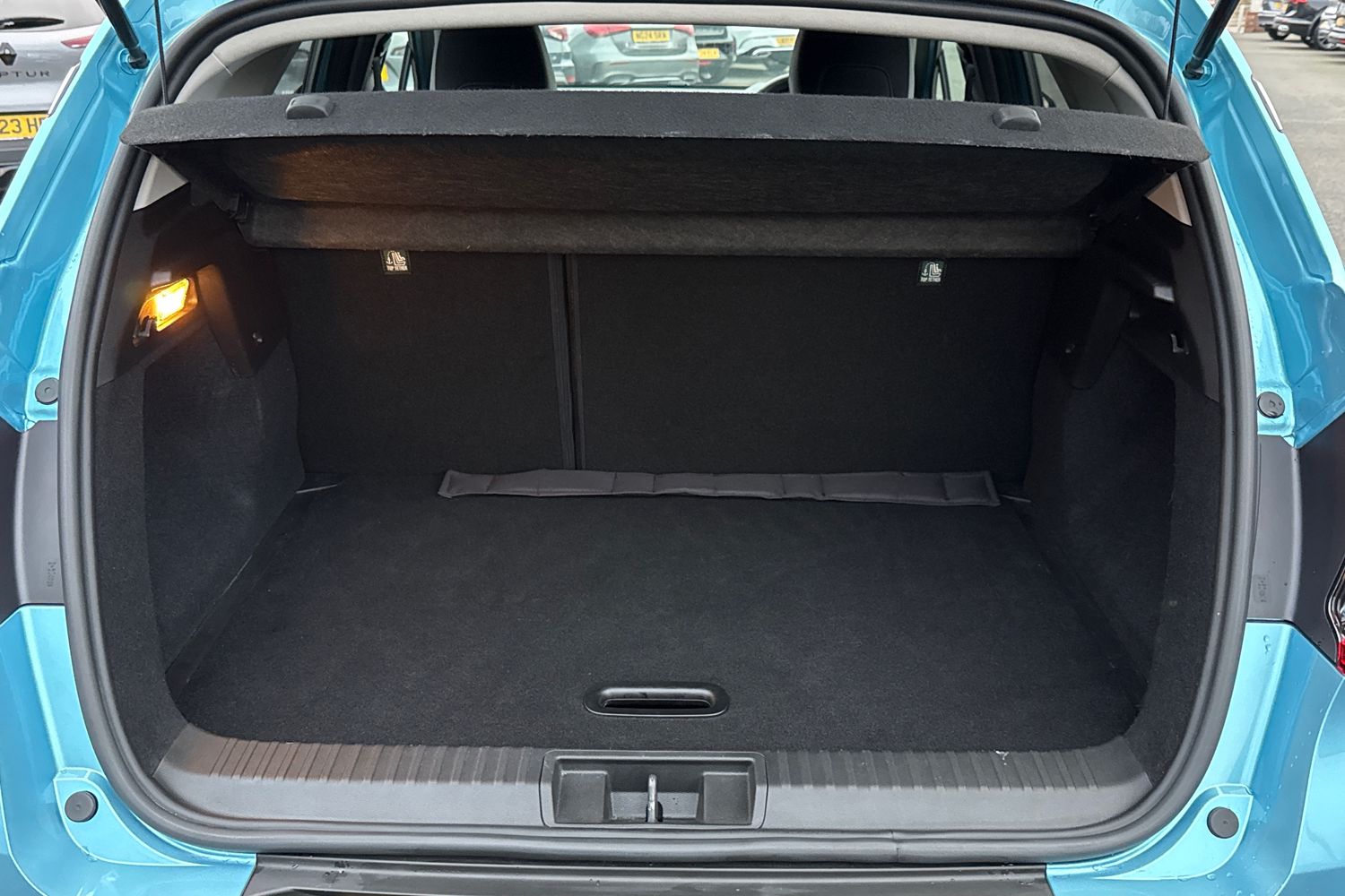 Used Renault Captur 2021 for sale - 77048460: Photo 7