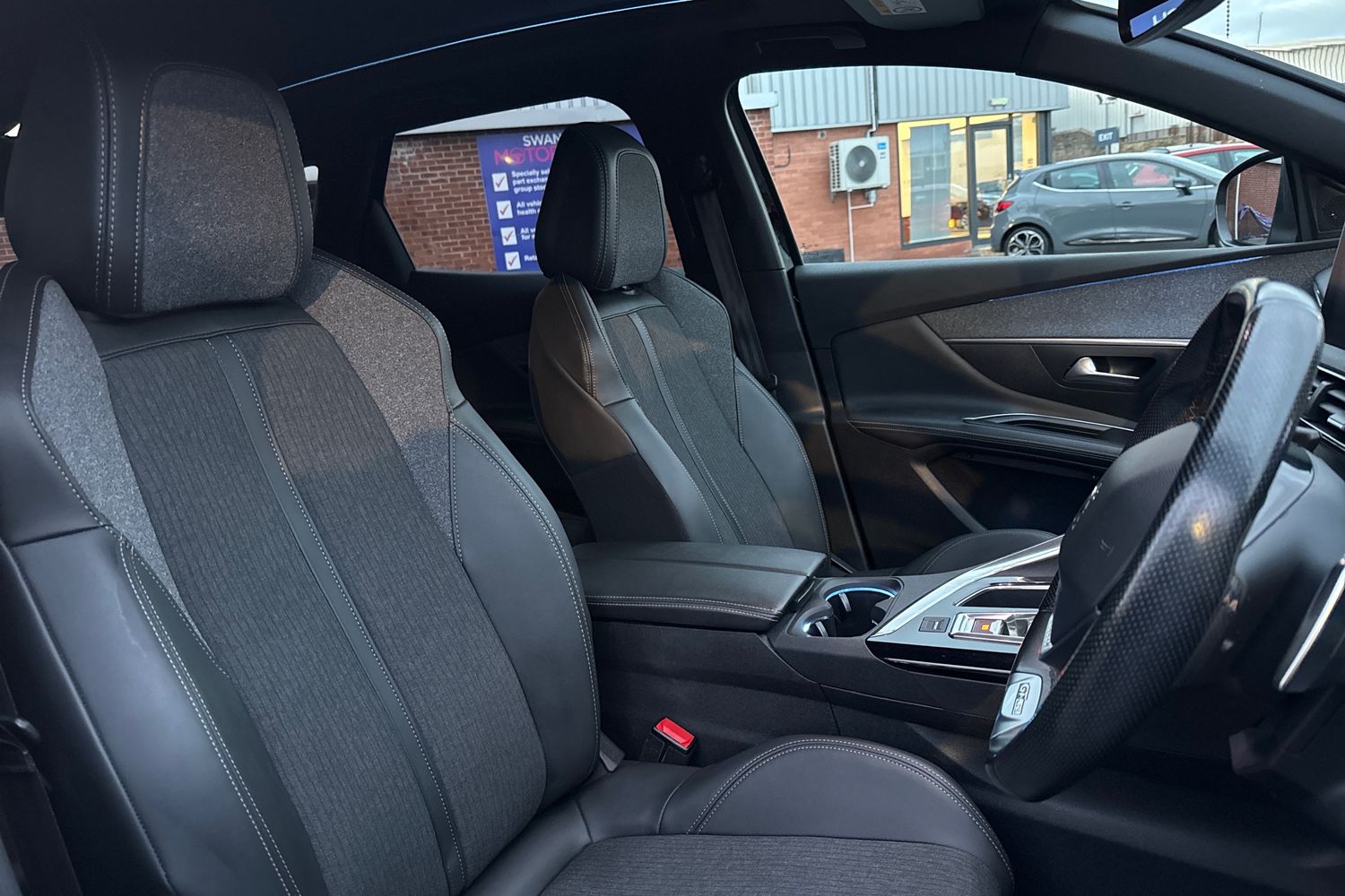 Used Peugeot 3008 2020 for sale - 76916327: Photo 24