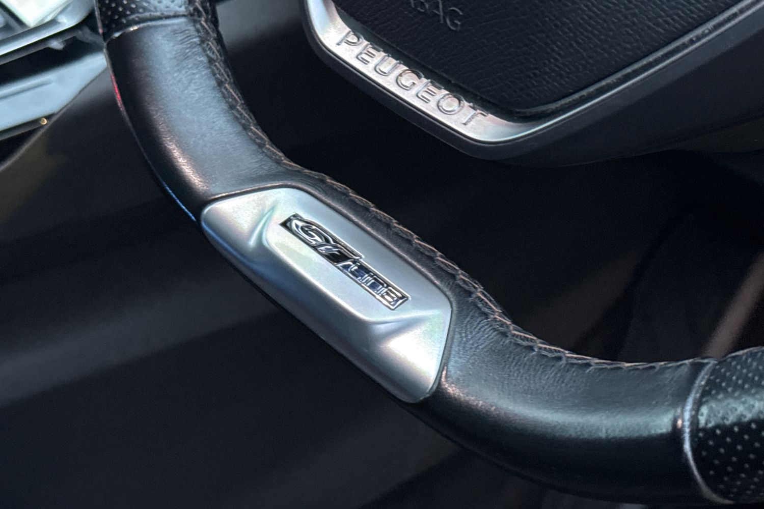 Used Peugeot 3008 2020 for sale - 76916327: Photo 35
