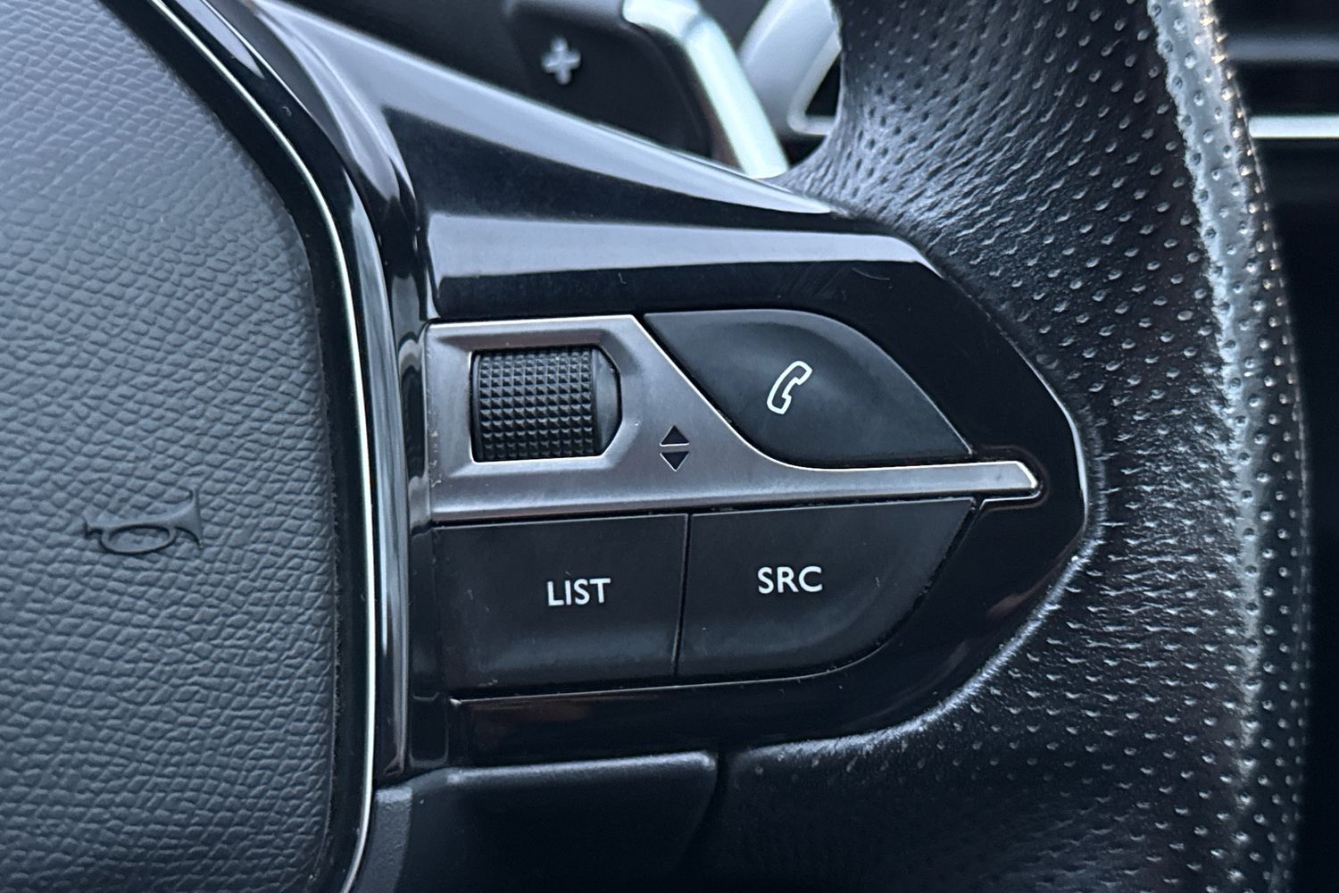 Used Peugeot 3008 2020 for sale - 76916327: Photo 39