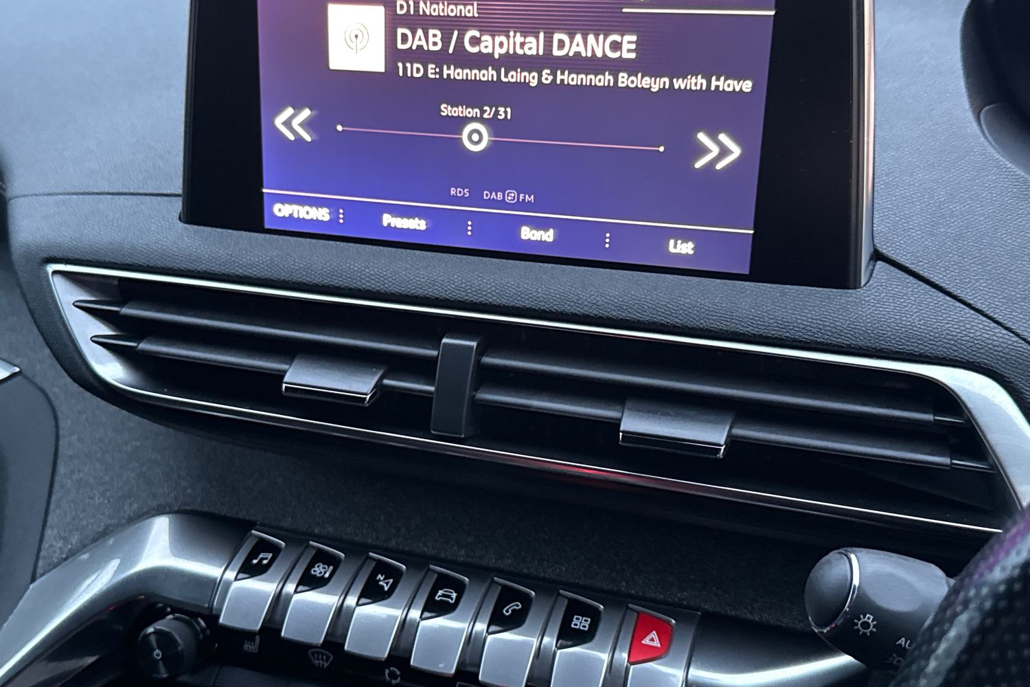 Used Peugeot 3008 2020 for sale - 76916327: Photo 43