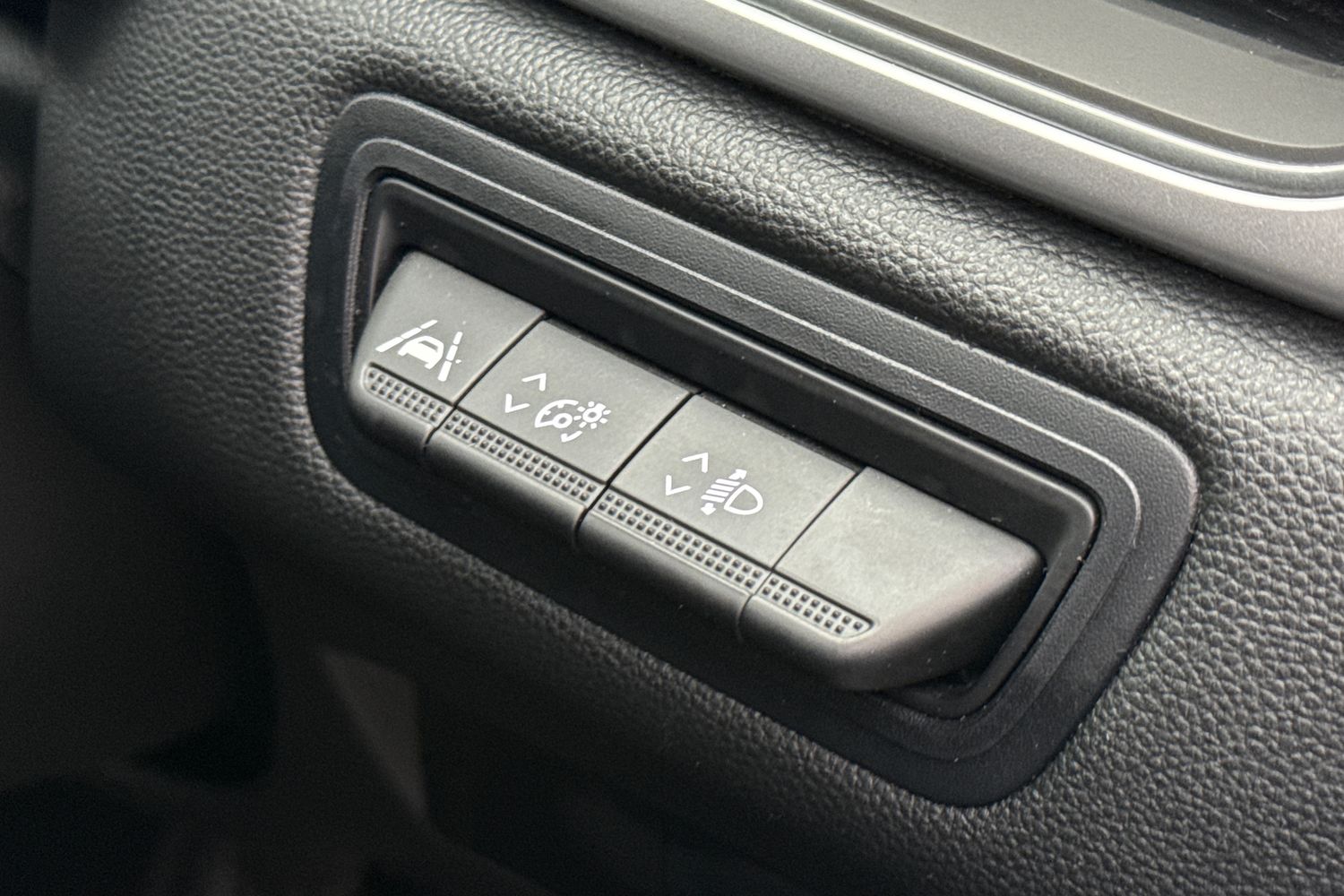 Used Renault Captur 2024 for sale - 77500824: Photo 31