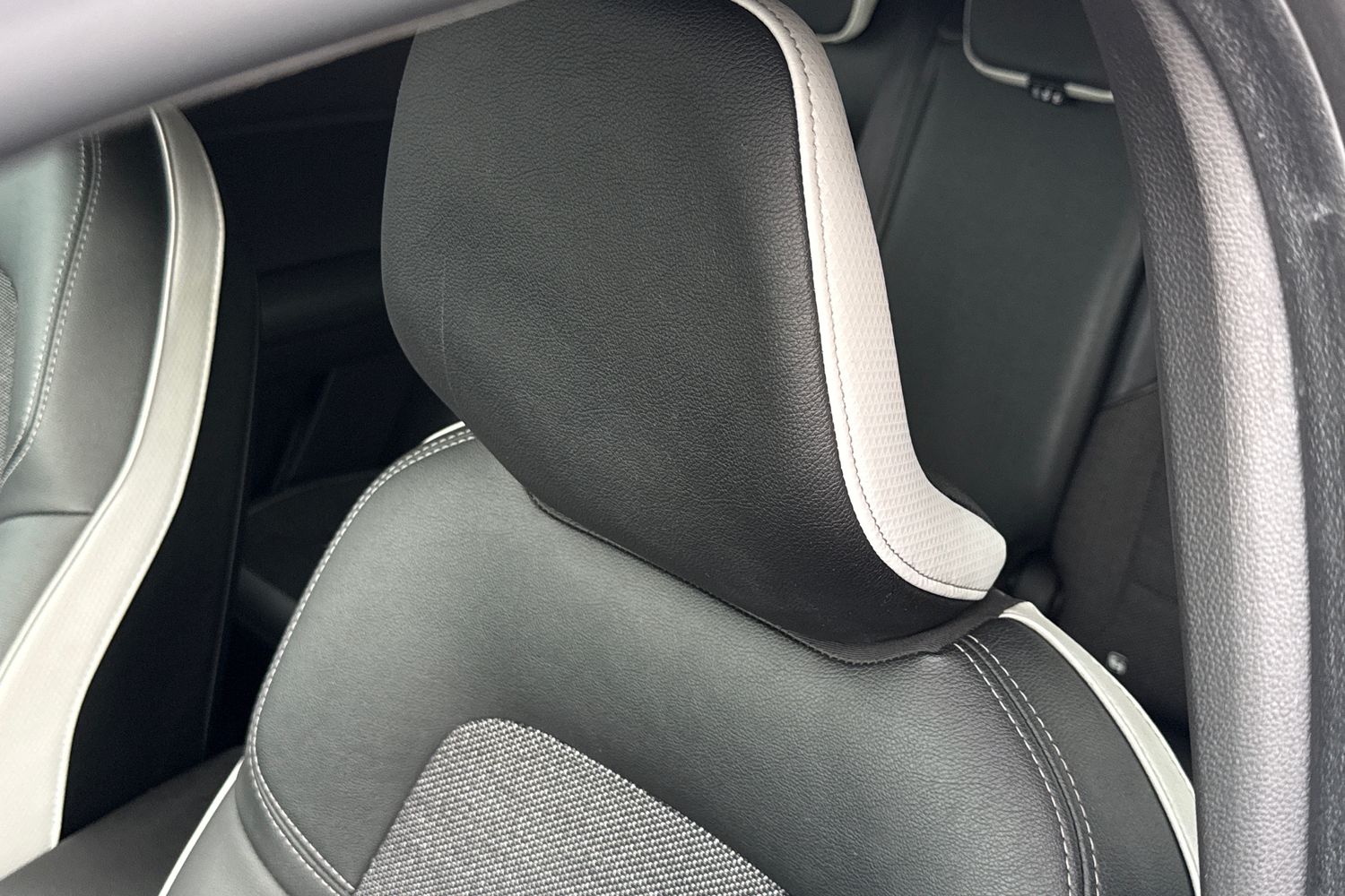 Used Renault Captur 2024 for sale - 77500824: Photo 38