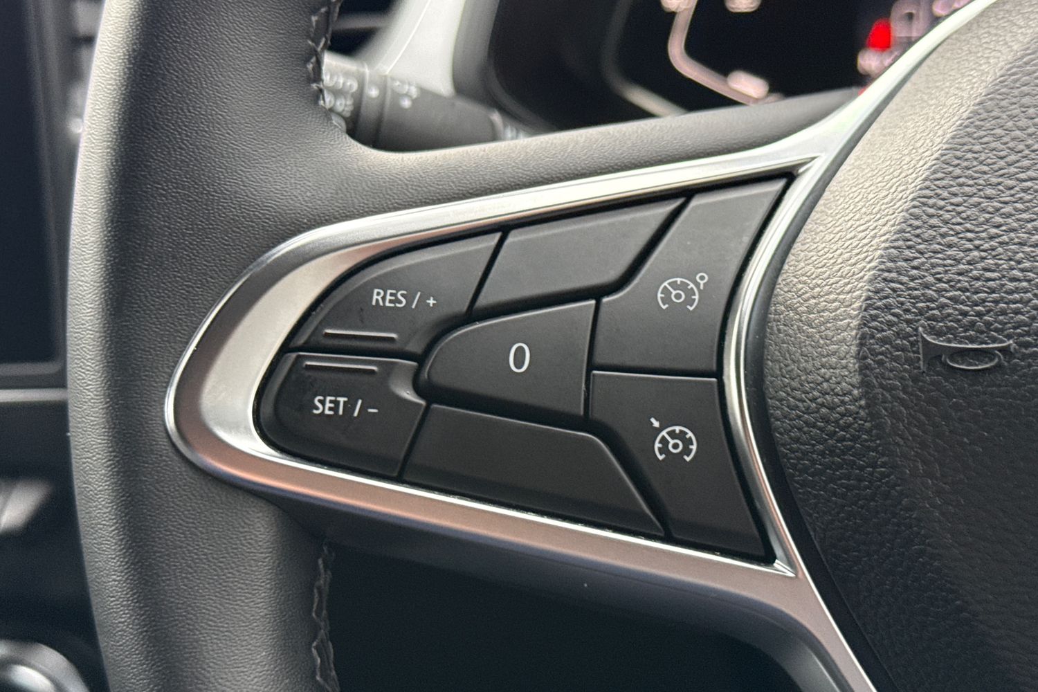 Used Renault Captur 2024 for sale - 77500824: Photo 41