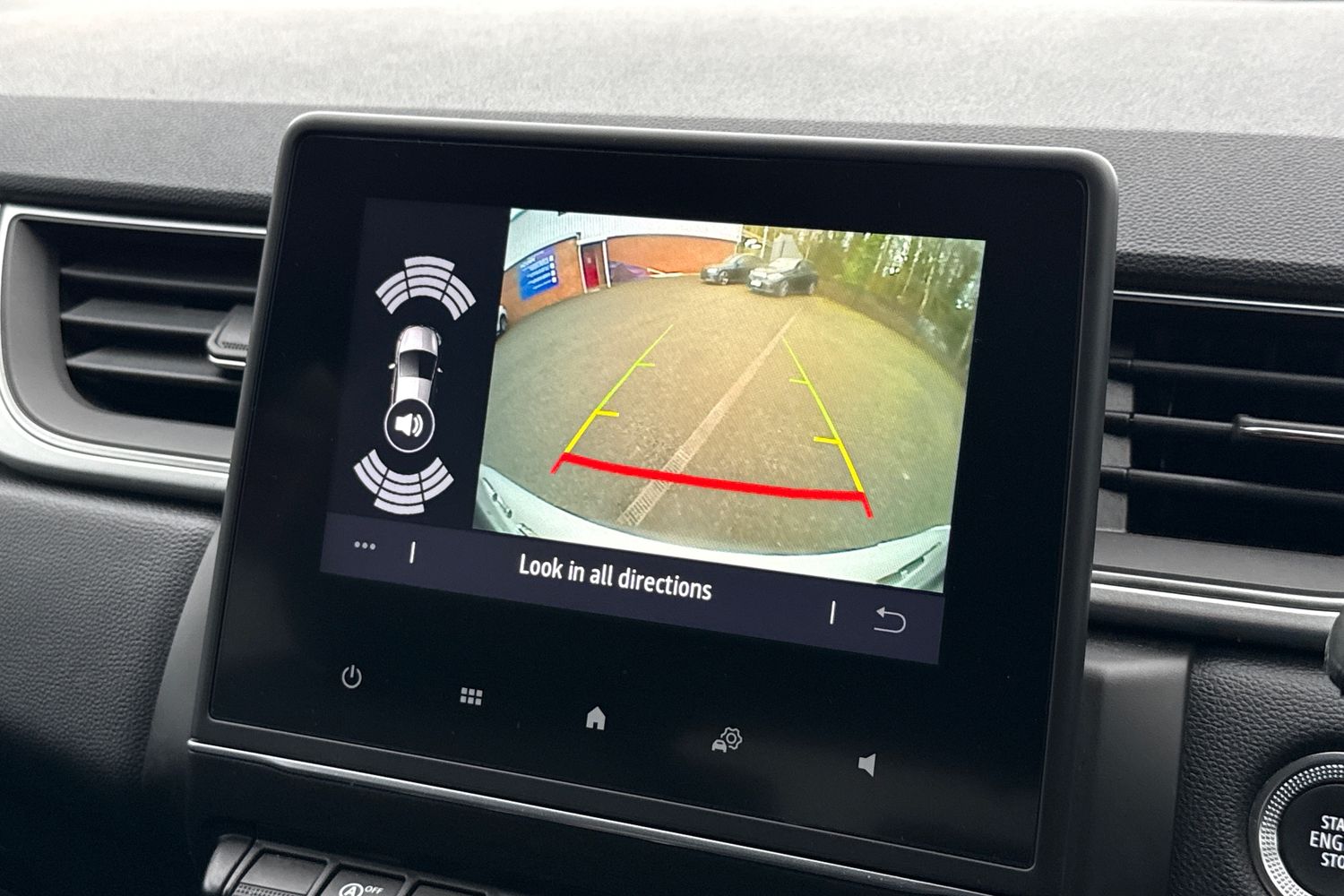 Used Renault Captur 2024 for sale - 77500824: Photo 51