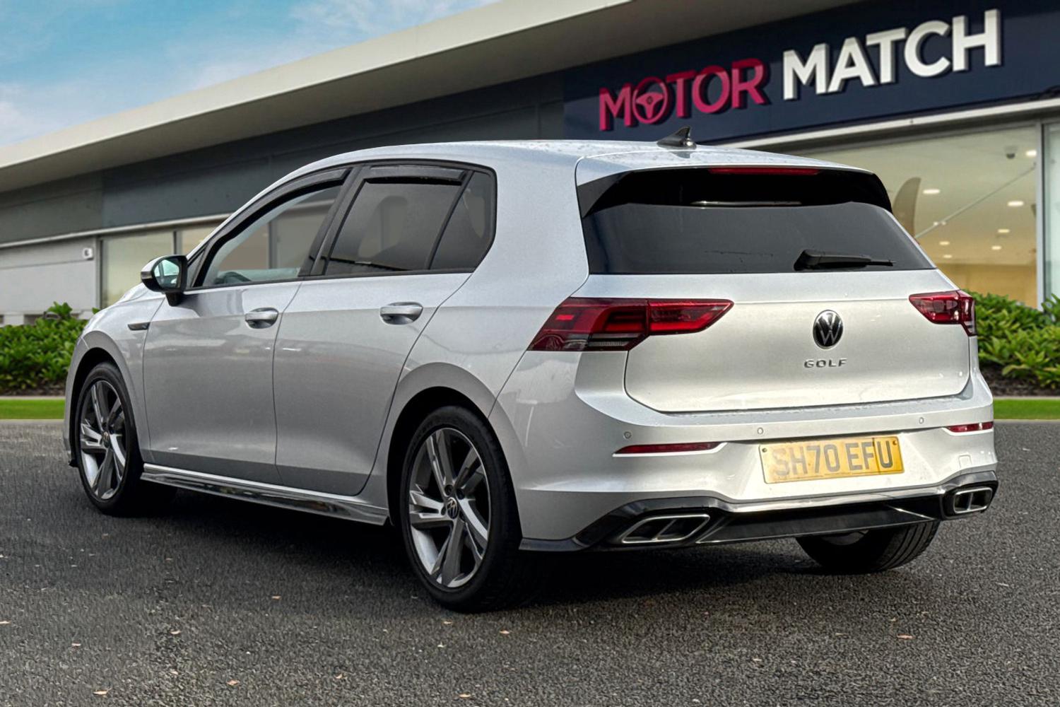 Used Volkswagen Golf 2020 for sale - 76520071: Photo 2