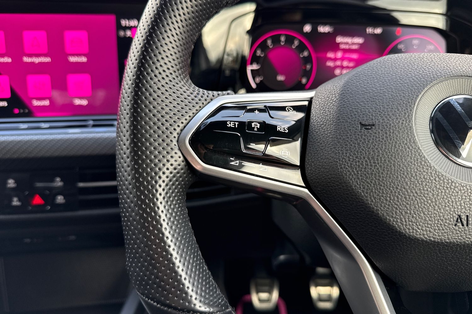 Used Volkswagen Golf 2020 for sale - 76520071: Photo 31