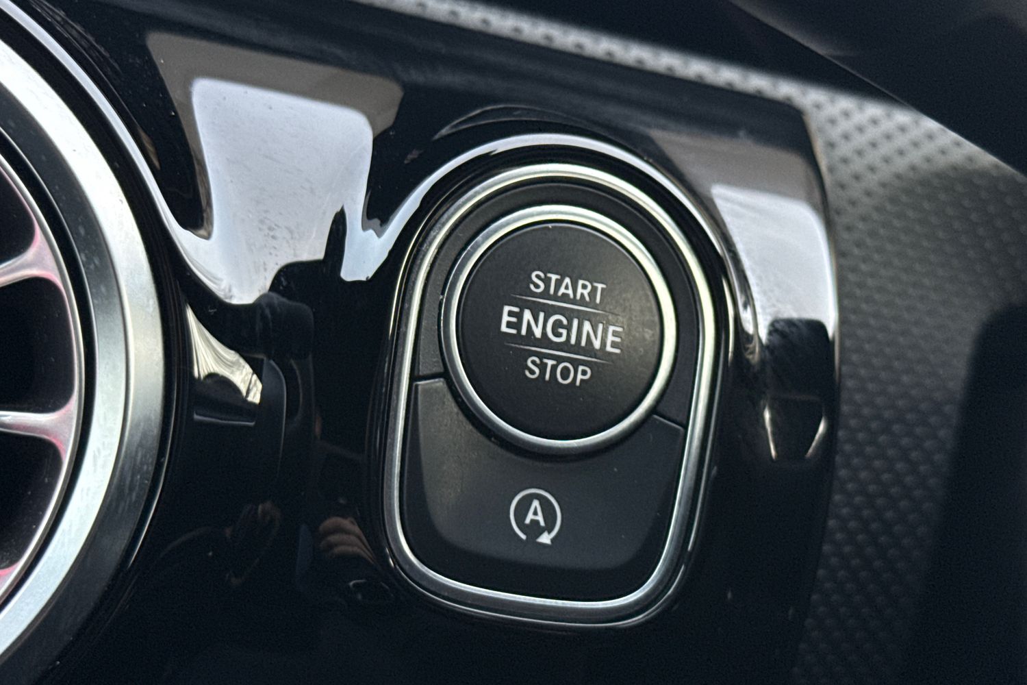 Used Mercedes-Benz A-Class 2019 for sale - 77961403: Photo 40