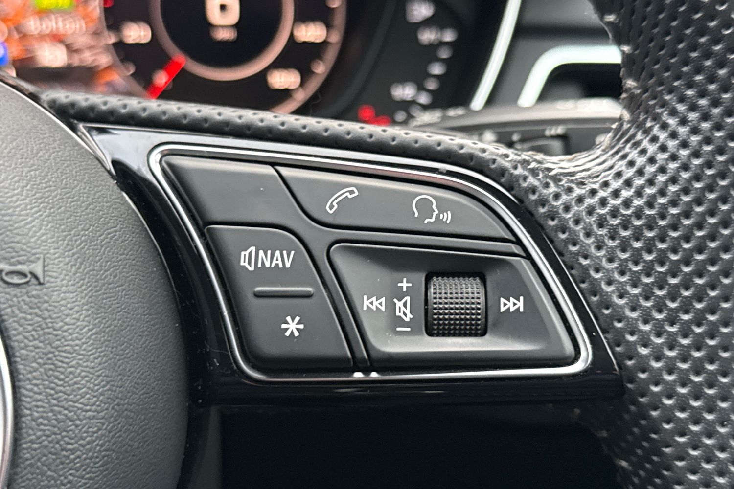 Used Audi A4 2019 for sale - 77458867: Photo 43