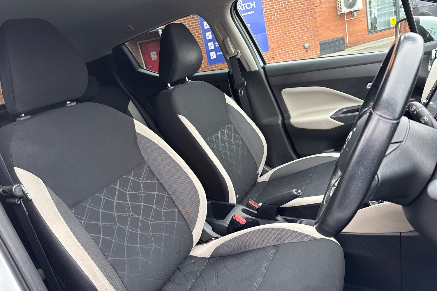 Used Nissan Micra 2018 for sale - 77601654: Photo 24