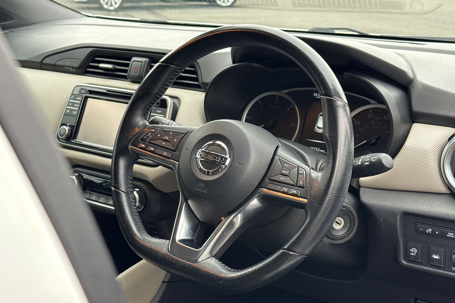 Used Nissan Micra 2018 for sale - 77601654: Photo 30