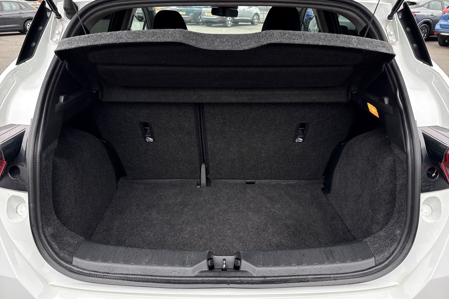 Used Nissan Micra 2018 for sale - 77601654: Photo 7