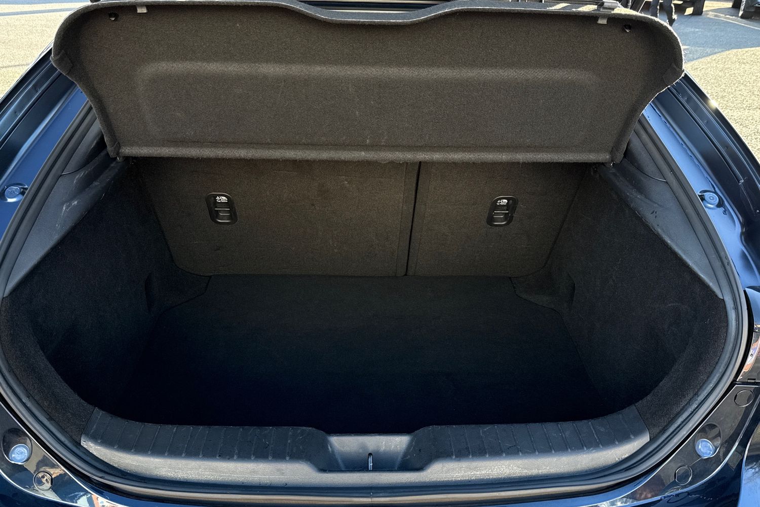 Used Mazda Mazda3 2021 for sale - 76654259: Photo 6