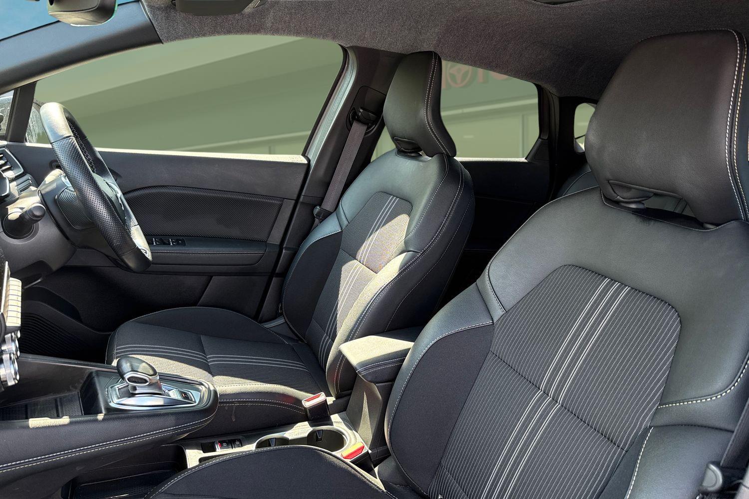 Used Renault Captur 2023 for sale - 76569632: Photo 11