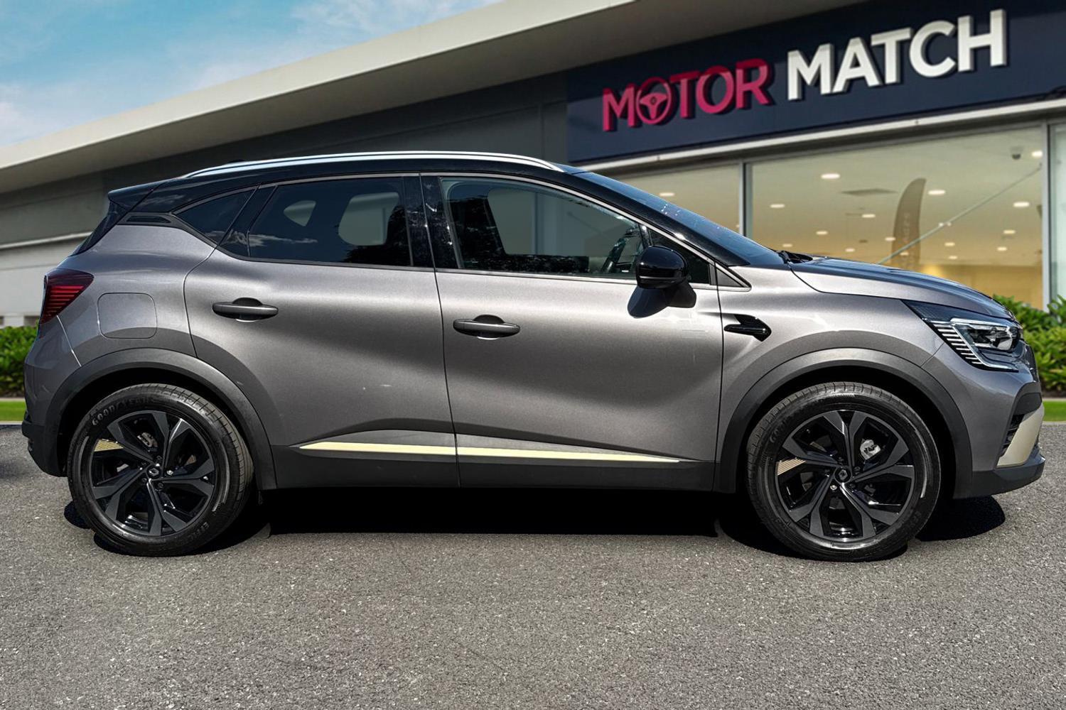 Used Renault Captur 2023 for sale - 76569632: Photo 3